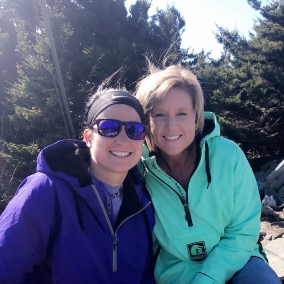 Meet your Posher, Dana - Picture 1 of 1